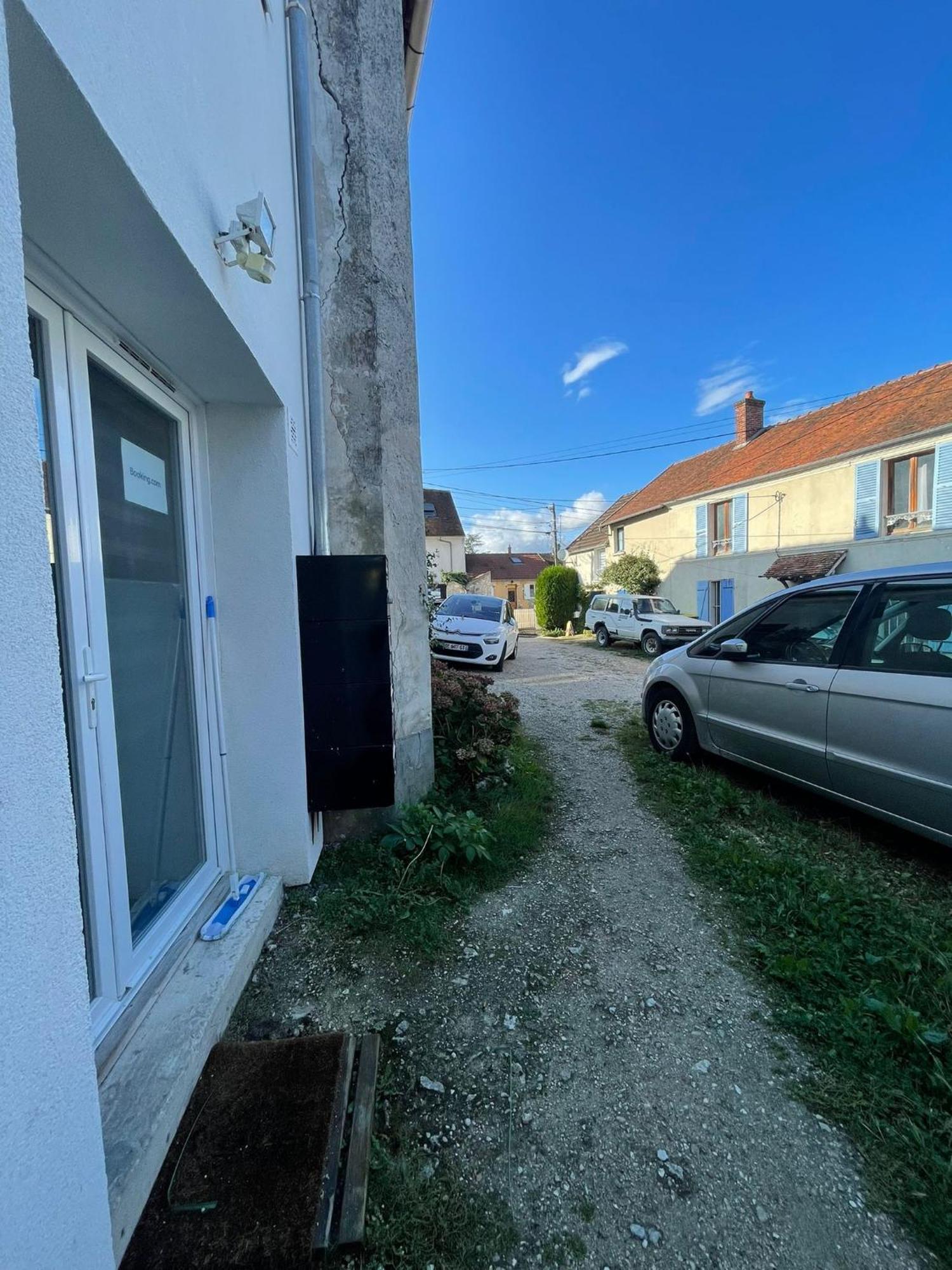 Appartement Villiers Sur Morin Proche De Disneyland Exteriér fotografie