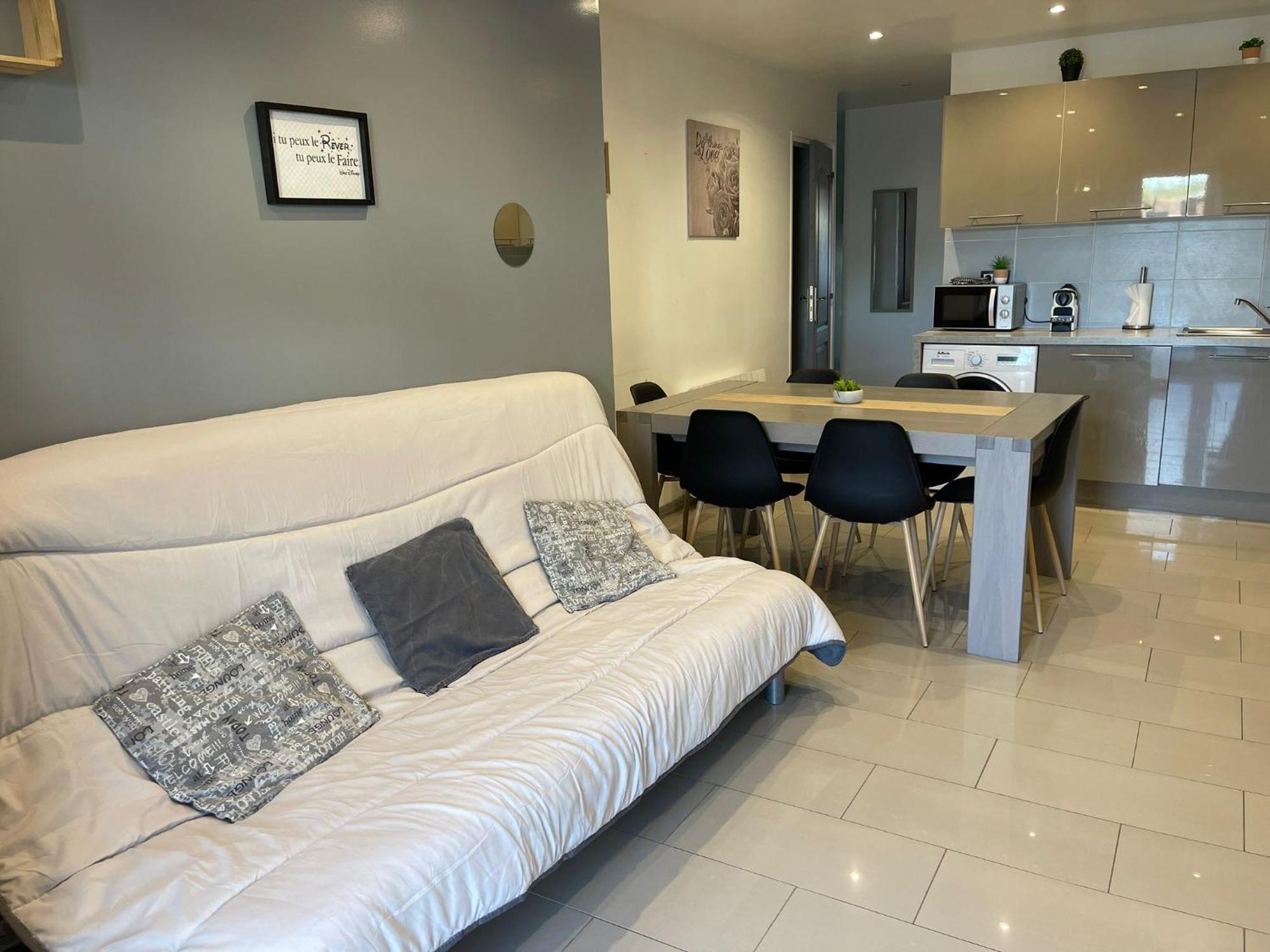 Appartement Villiers Sur Morin Proche De Disneyland Exteriér fotografie